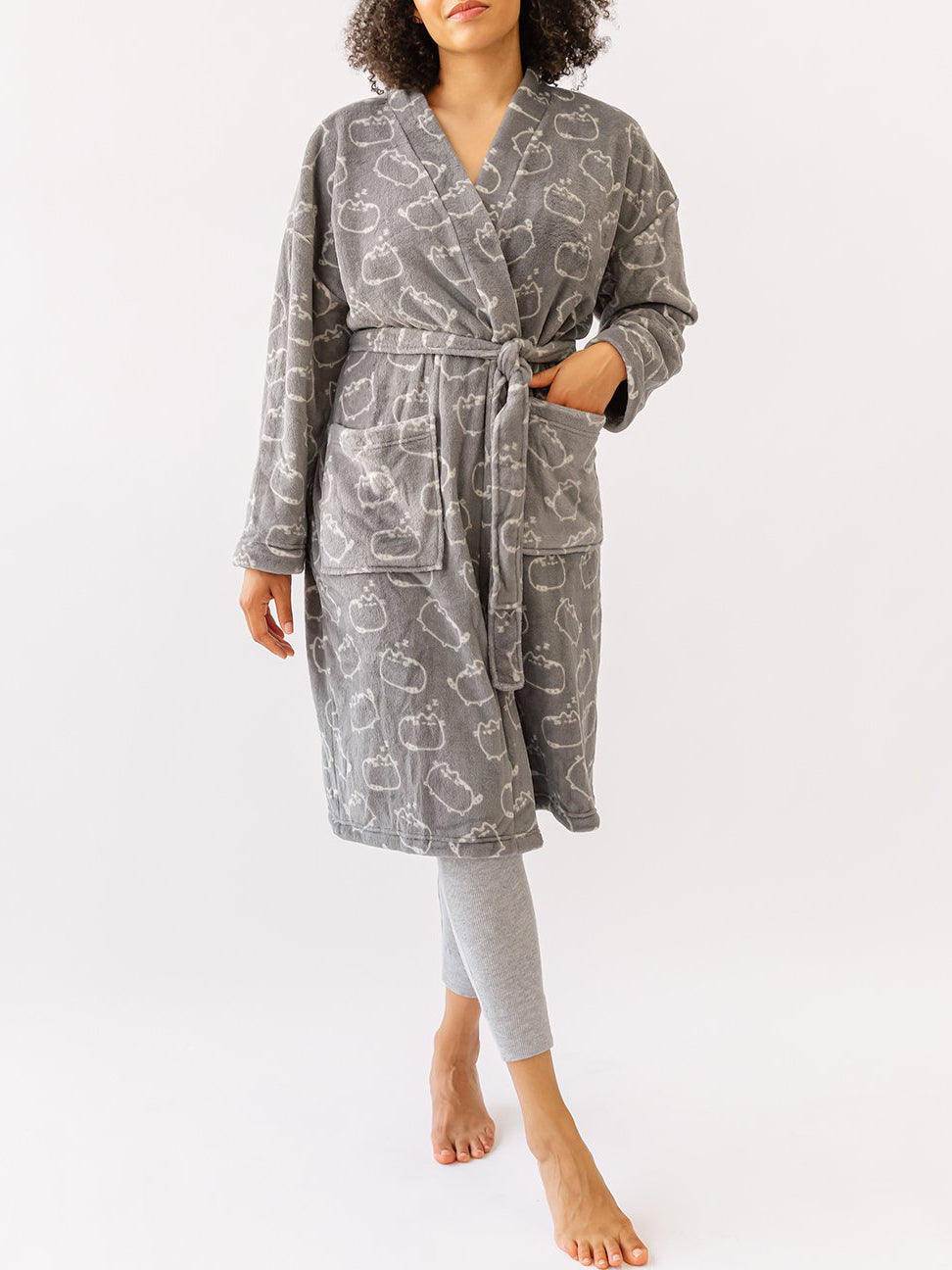Classic Pusheen Robe