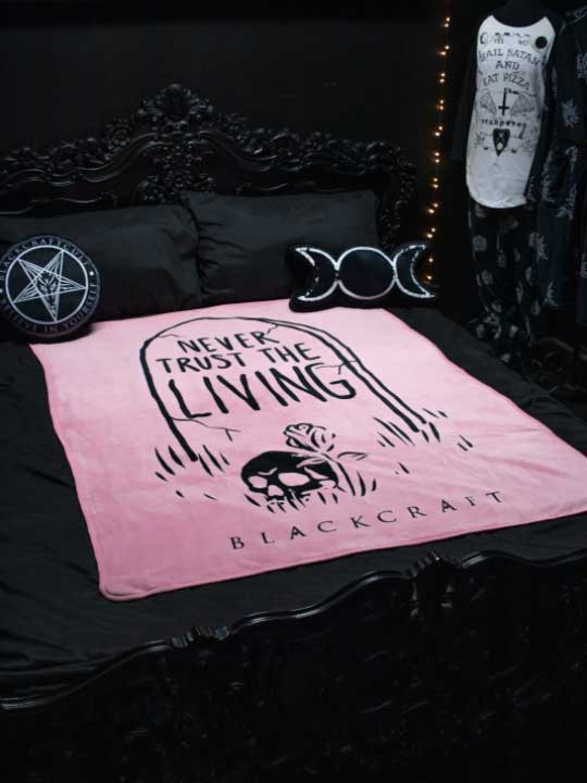 pink never trust the living